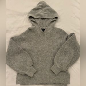 Forever 21 Grey Balloon Sleeve Cropped Sweatshirt Small